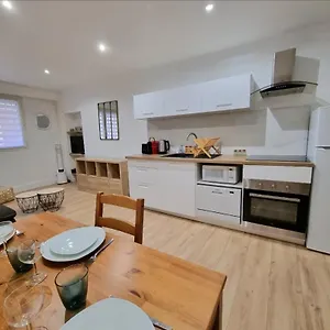  Appartement T2 Centre Historique Renove
